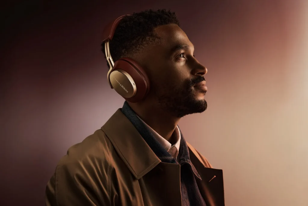 Bowers & Wilkins Px8