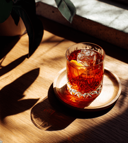 Boulevardier: el trago que desplaza al Negroni cuando sabes pedir