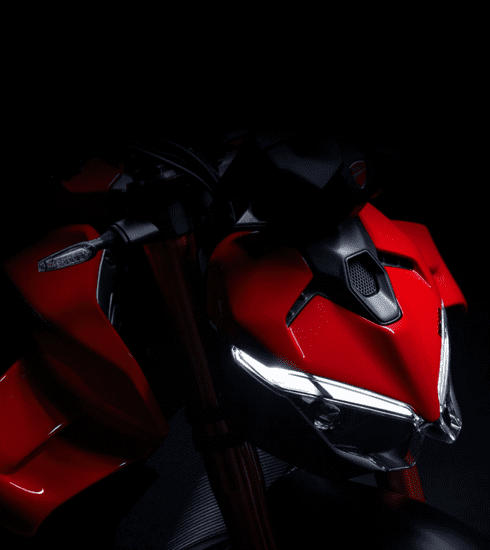 Ducati Streetfighter V4 2026: exceso bien ejecutado